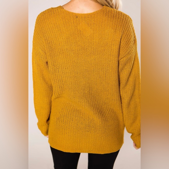 NWT Mustard Yellow Gold Cable Knit Sweater - Picture 7 of 8